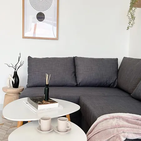 Apartment Skol 937b By Completely *